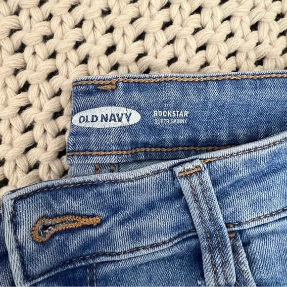 Old Navy Rockstar Super Skinny High Rise Jeans 6 - Picture 5 of 5
